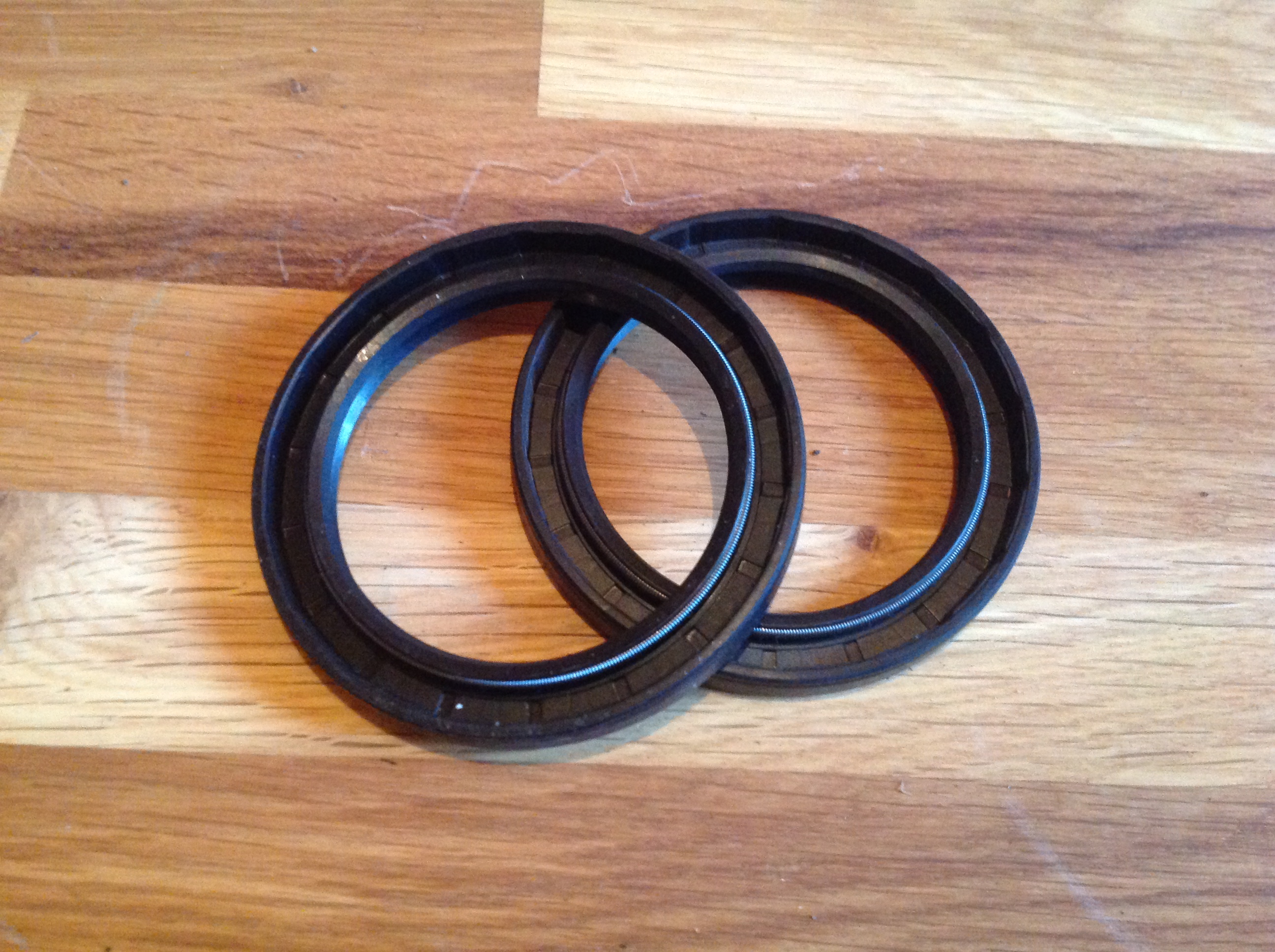 Сальник   60х80х8